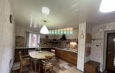 Продам 4 комнатную квартиру 126 м2 картинка из объявления