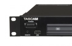 Tascam SS-R100 рекордер WAVE/ MP3 плеер на SD/CF card/ USB картинка из объявления