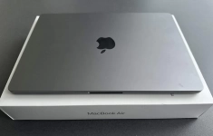 macbook air m2 2023 картинка из объявления