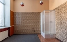 Продам коммерческую недвижимость 201.7 м2 картинка из объявления