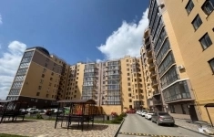 Продам 1 комнатную квартиру 63.1 м2 картинка из объявления