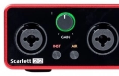 Внешняя звуковая карта Focusrite Scarlett 2i2 3rd Gen картинка из объявления