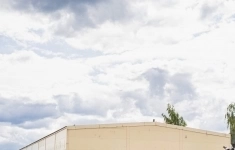 Продам коммерческую недвижимость 993 м2 картинка из объявления