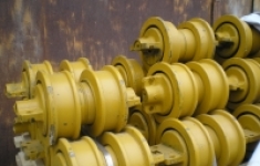 Катки, натяжные колеса на бульдозера Т-130, Т-170 картинка из объявления