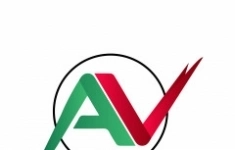 Механик (автослесарь) по ремонту и обслуживанию сельскохозяйственной техники картинка из объявления