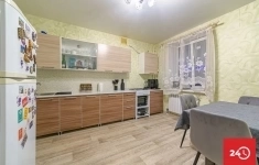 Продам 2 комнатную квартиру 70 м2 картинка из объявления