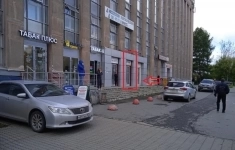 Продам коммерческую недвижимость 230 м2 картинка из объявления