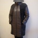 Женское, зимнее, кожаное пальто с натуральным мехом ягненка. картинка из объявления