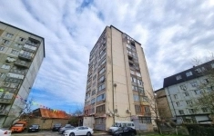 Продам 2 комнатную квартиру 47 м2 картинка из объявления