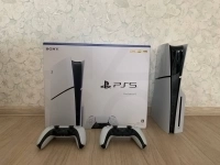 PS 5 slim + геймпад DualSense + Spider Man 2 картинка из объявления