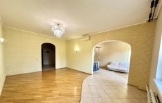 Продам 3 комнатную квартиру 138 м2 в объявлении 10 фото Продам 3 комнатную квартиру 138 м2 картинка из объявления