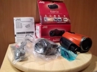 Видеокамера JVC Everio GZ-R315DE картинка из объявления