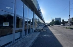 Продам коммерческую недвижимость 115 м2 картинка из объявления