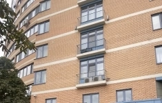 Продам коммерческую недвижимость 1727 м2 картинка из объявления