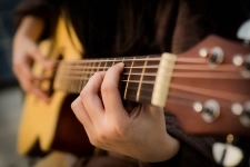 Обучение игре на гитаре (дистанционно) картинка из объявления