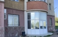 Продам коммерческую недвижимость 243 м2 картинка из объявления