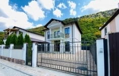 Продам коттедж 176 м2 картинка из объявления