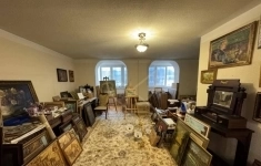 Продам 4 комнатную квартиру 160 м2 картинка из объявления