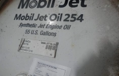 Масло Mobil Jet Oil 254, 3328 л. (16бочек) , с.п. Селезнёвское картинка из объявления