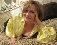 Взрослая состоятельная женщина в объявлении 1 фото Взрослая состоятельная женщина картинка из объявления