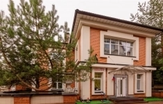 Продам 4 комнатную квартиру 180 м2 картинка из объявления