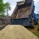 Песок для строительных работ с доставкой от 2 м3 картинка из объявления