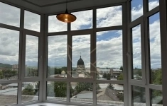 Продам 1 комнатную квартиру 52.7 м2 картинка из объявления