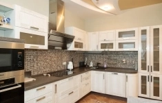 Продам 4 комнатную квартиру 141 м2 картинка из объявления