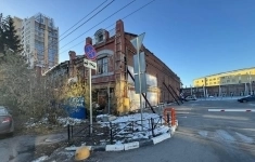 Продам коммерческую недвижимость 879 м2 картинка из объявления