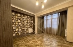 Продам 1 комнатную квартиру 46 м2 картинка из объявления