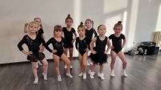 Танцы, гимнастика, фитнес для малышей 3 - 6 лет картинка из объявления