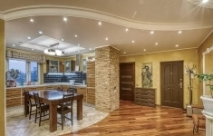 Продам 6 комнатную квартиру 150 м2 картинка из объявления