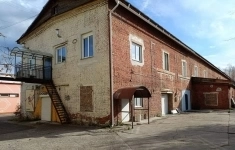 Продам коммерческую недвижимость 67 м2 картинка из объявления