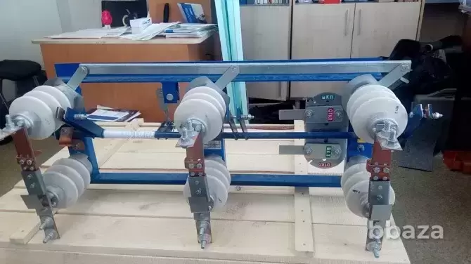 Разъединитель РЛНД - 1-10400 с приводом. картинка из объявления