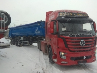 Газовый тягач DAYUN CGC4250, CNG, 6х4 с самосвальным полуприцепом картинка из объявления