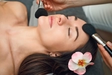 Кисточковый массаж лица картинка из объявления