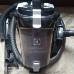 Пылесос Электолюкс модель27880,сухая,контейнер,мощный,3 года картинка из объявления