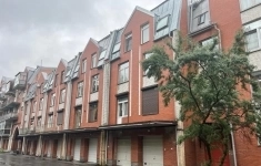 Продам 2 комнатную квартиру 94 м2 картинка из объявления