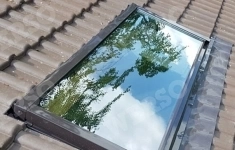 Мансардное глухое окно Werso / Версо, двухкамерный стеклопакет с триплексом, сосна (66 х 98) картинка из объявления