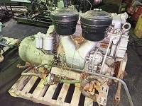 Судовой двигатель ЯАЗ-204  с хранения картинка из объявления